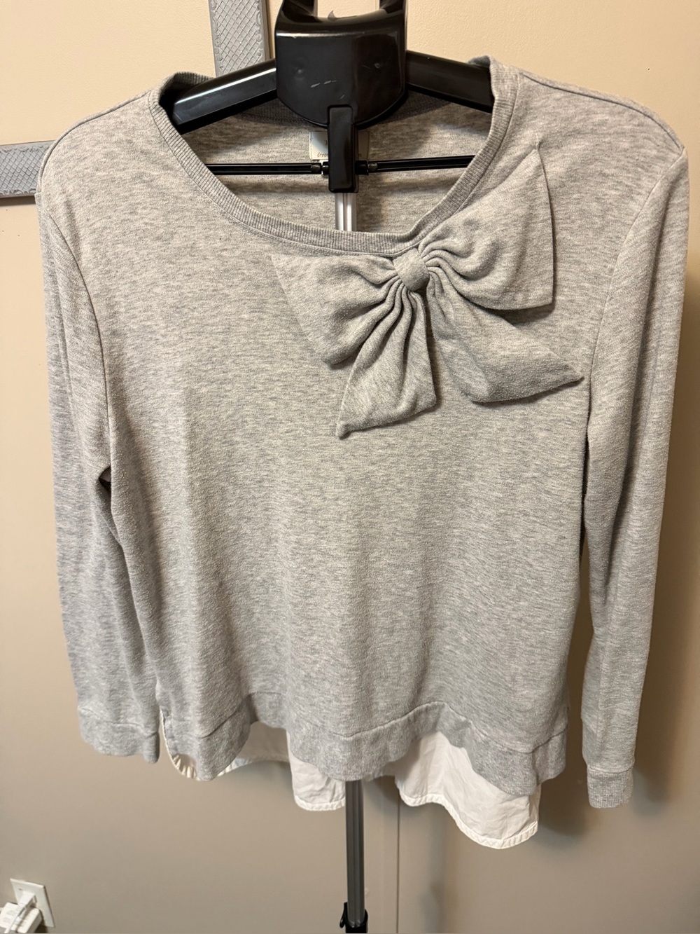 Kate Spade New York "Dream a Little Dream" Gray Bow Mixed Media Sleep Top